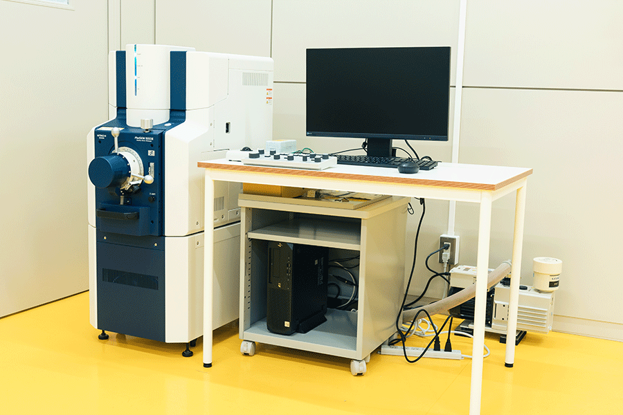 走査電子顕微鏡(FlexSEM1000Ⅱ／日立ハイテク)